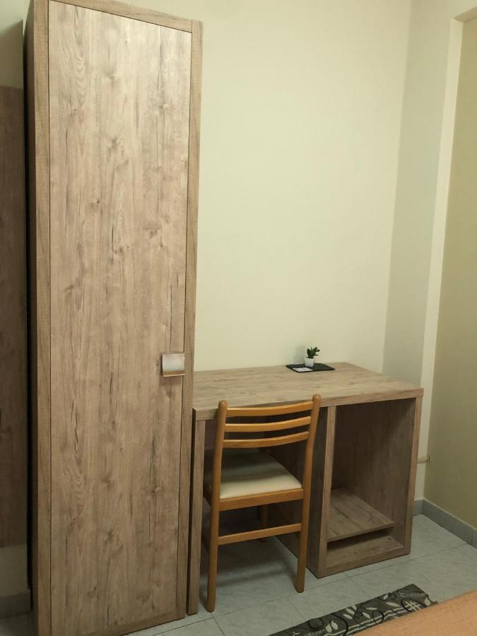 Hotel Centrale Quartu SantʼElena Εξωτερικό φωτογραφία